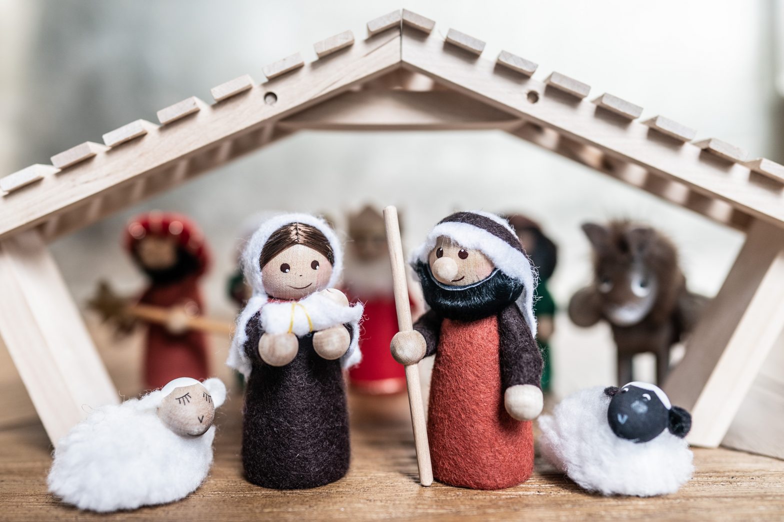 Nativity figures in a model of a stable